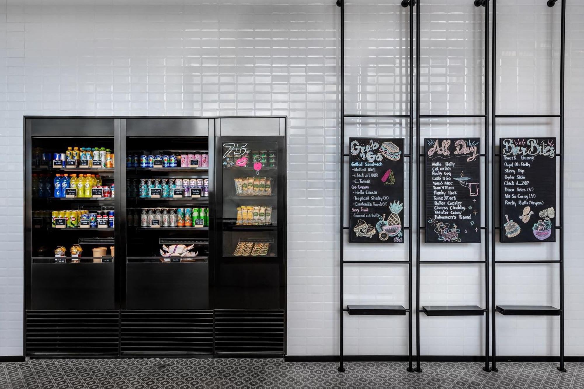 Moxy Bangkok Ratchaprasong Hotel Buitenkant foto