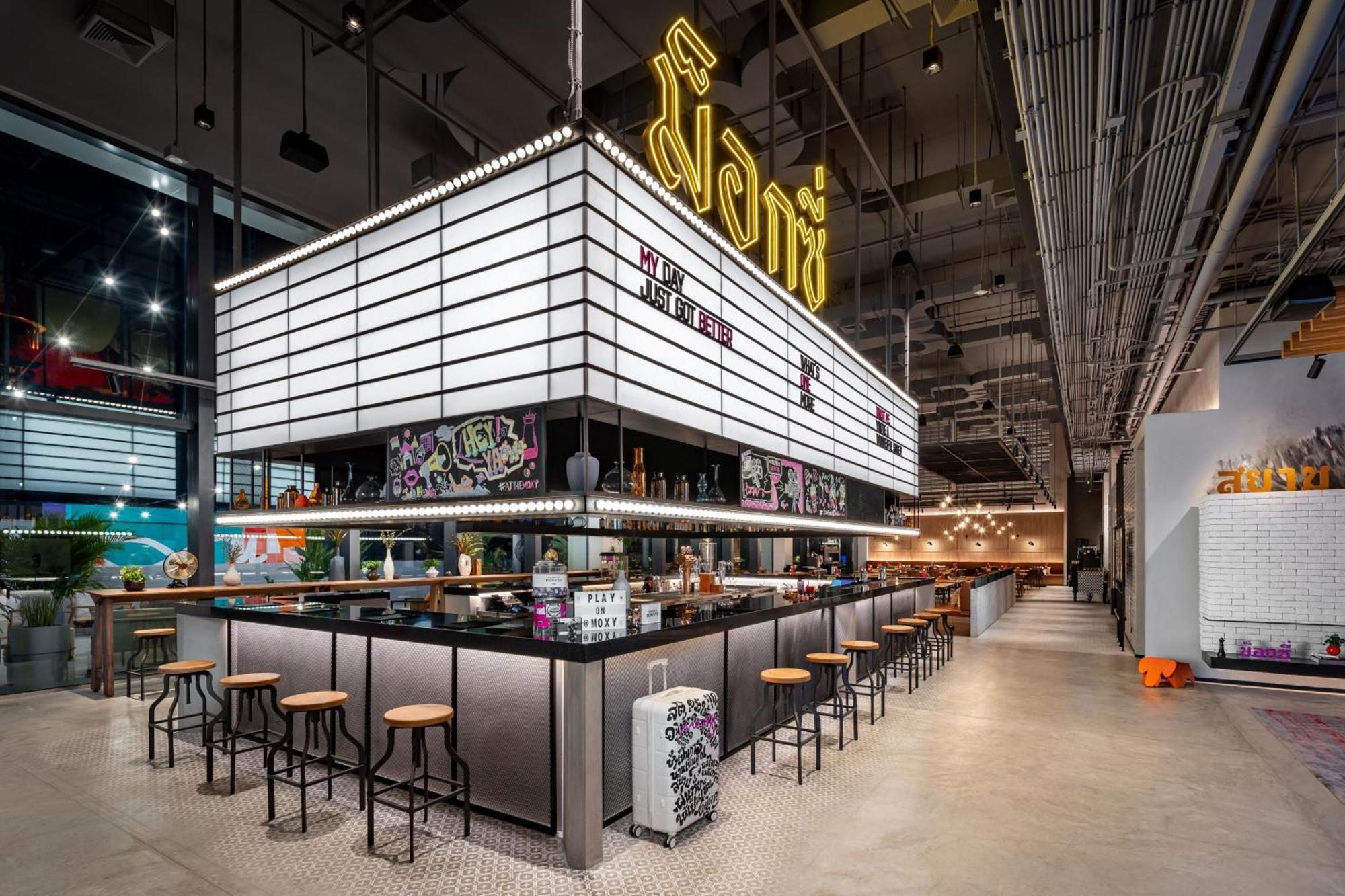 Moxy Bangkok Ratchaprasong Hotel Buitenkant foto
