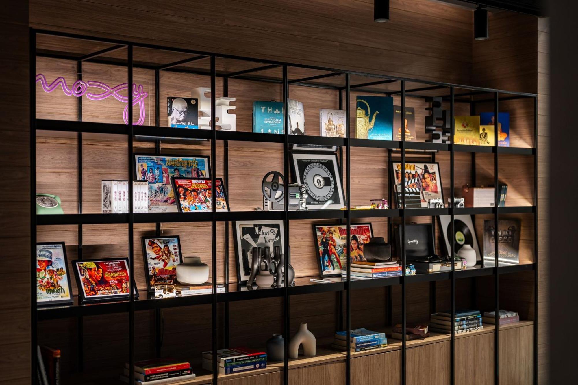 Moxy Bangkok Ratchaprasong Hotel Buitenkant foto