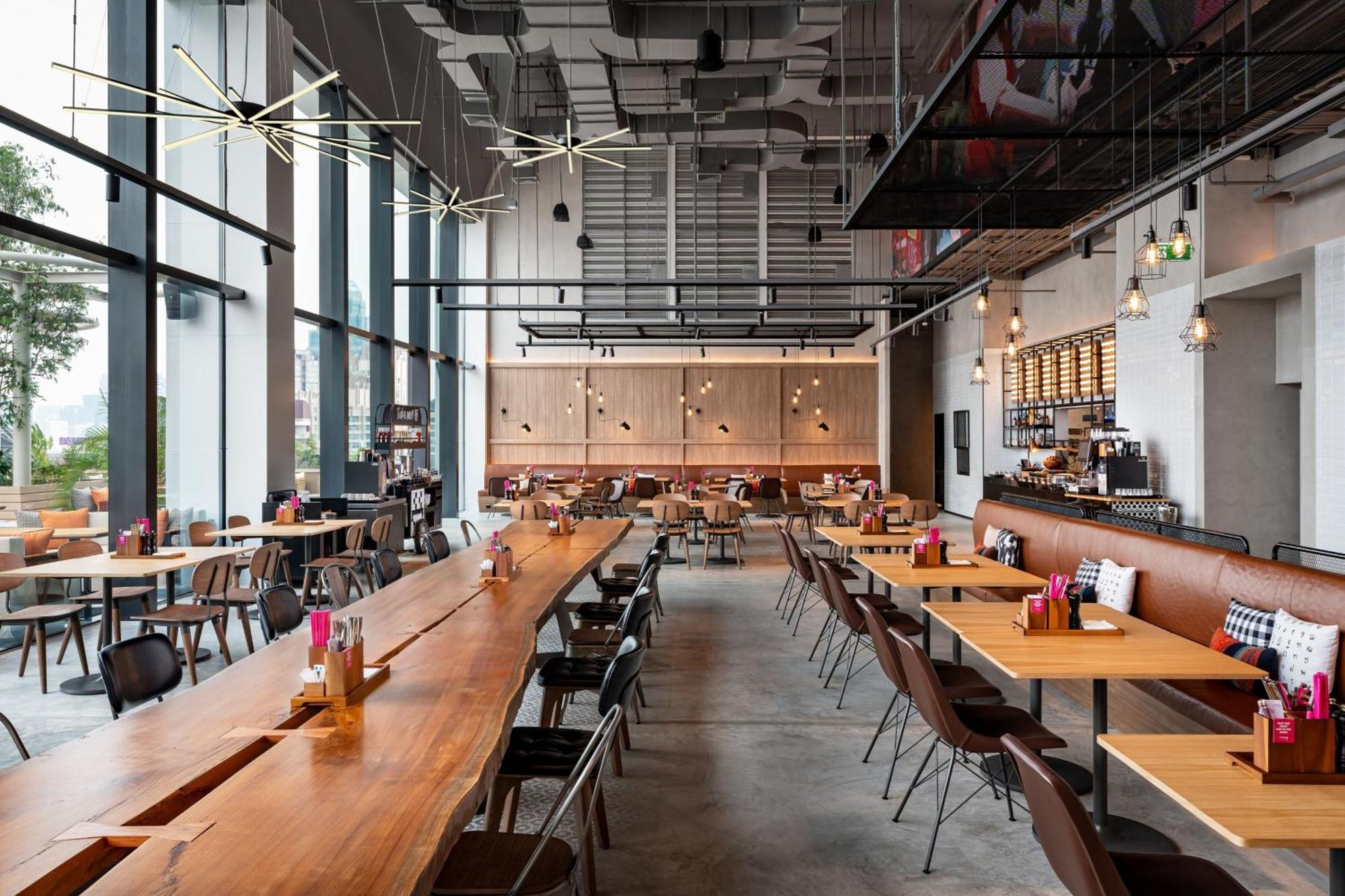 Moxy Bangkok Ratchaprasong Hotel Buitenkant foto