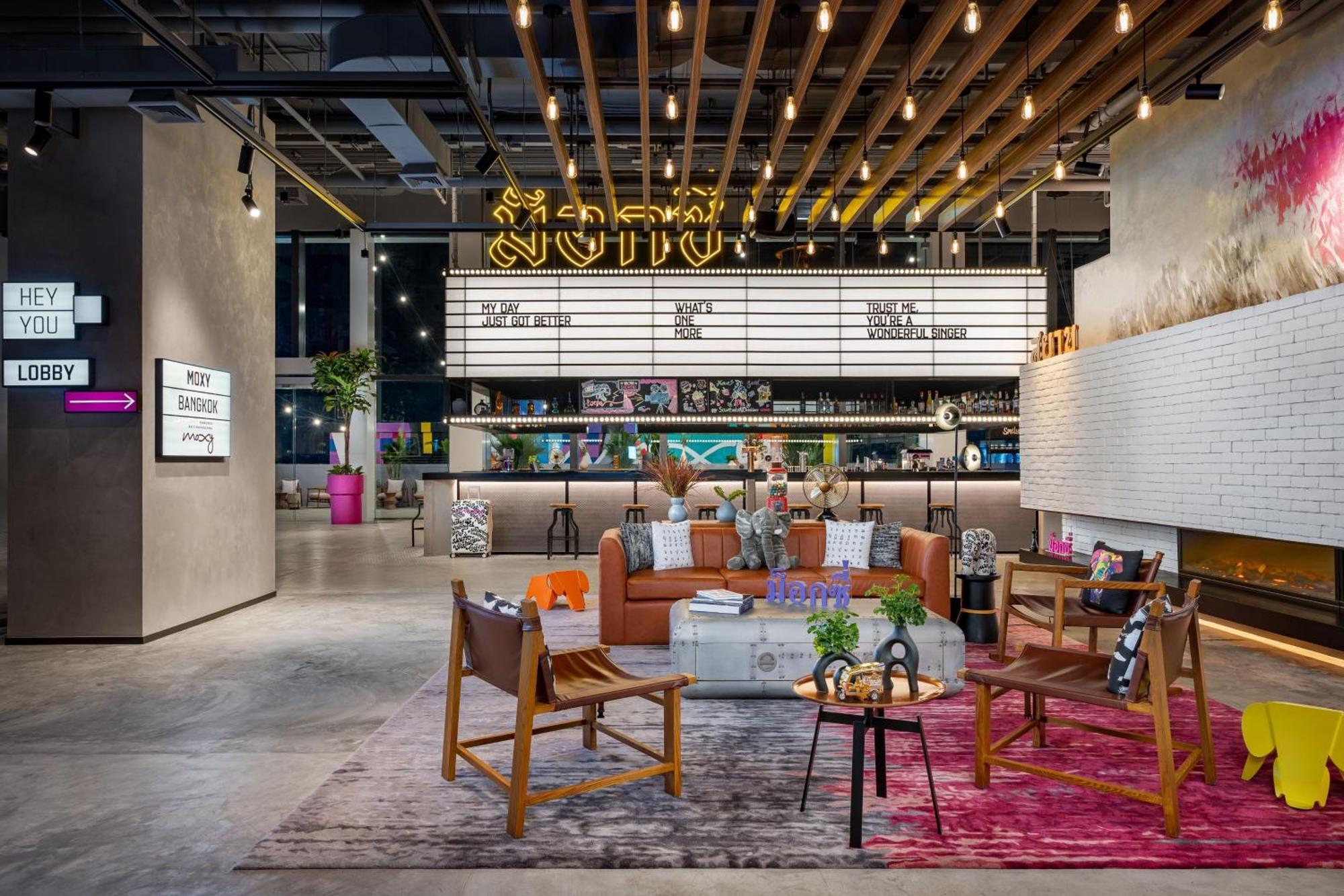 Moxy Bangkok Ratchaprasong Hotel Buitenkant foto