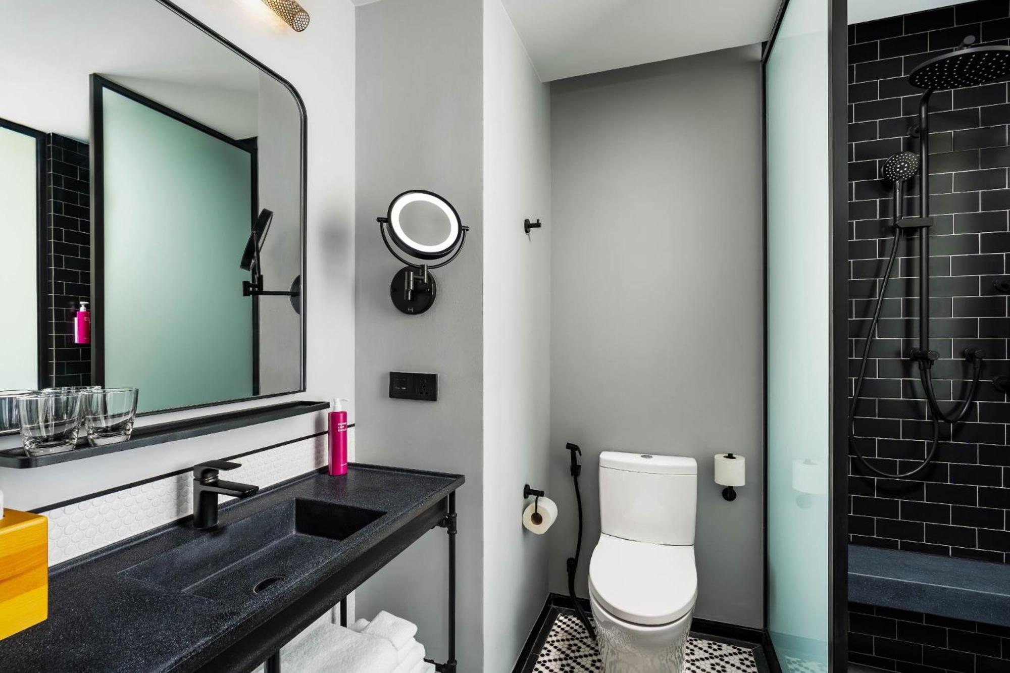 Moxy Bangkok Ratchaprasong Hotel Buitenkant foto